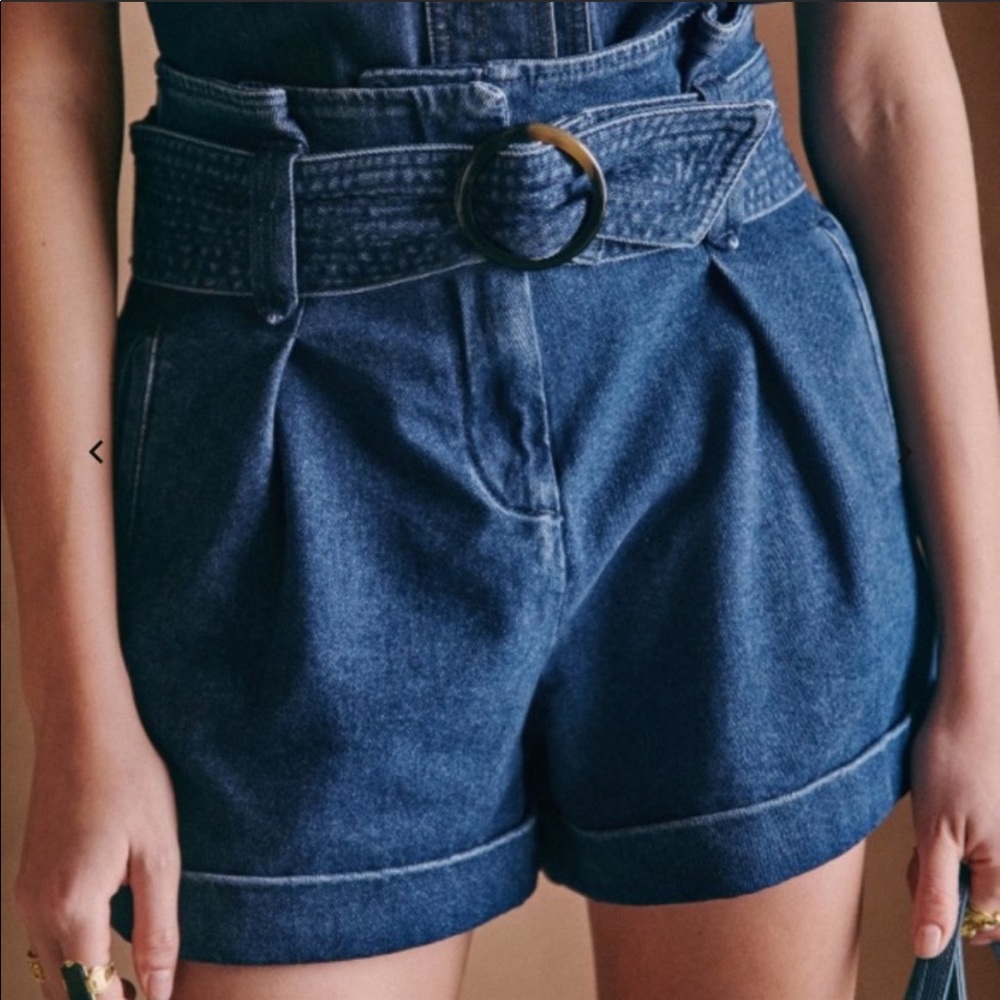 NWT Sezane Rome Short